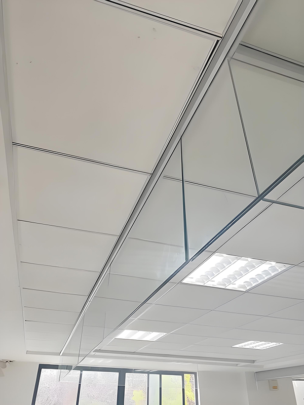 临夏市玻璃临夏市挡烟垂壁