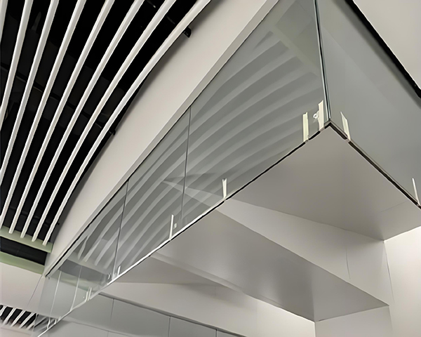 临夏市玻璃临夏市挡烟垂壁