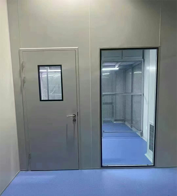 学校教学楼完成临夏市防火门标准化安装